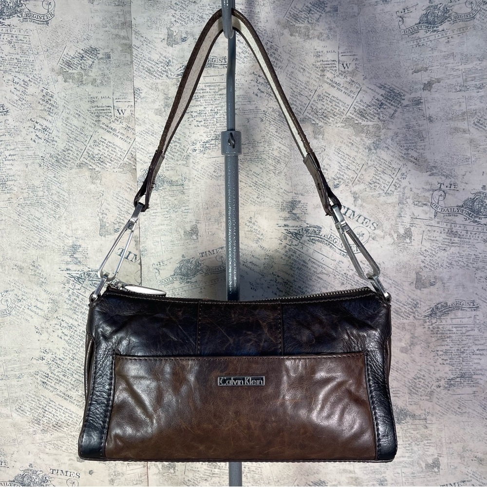 Calvin Klein Genuine Leather Shoulder Bag Classic Everyday Purse Minimalist